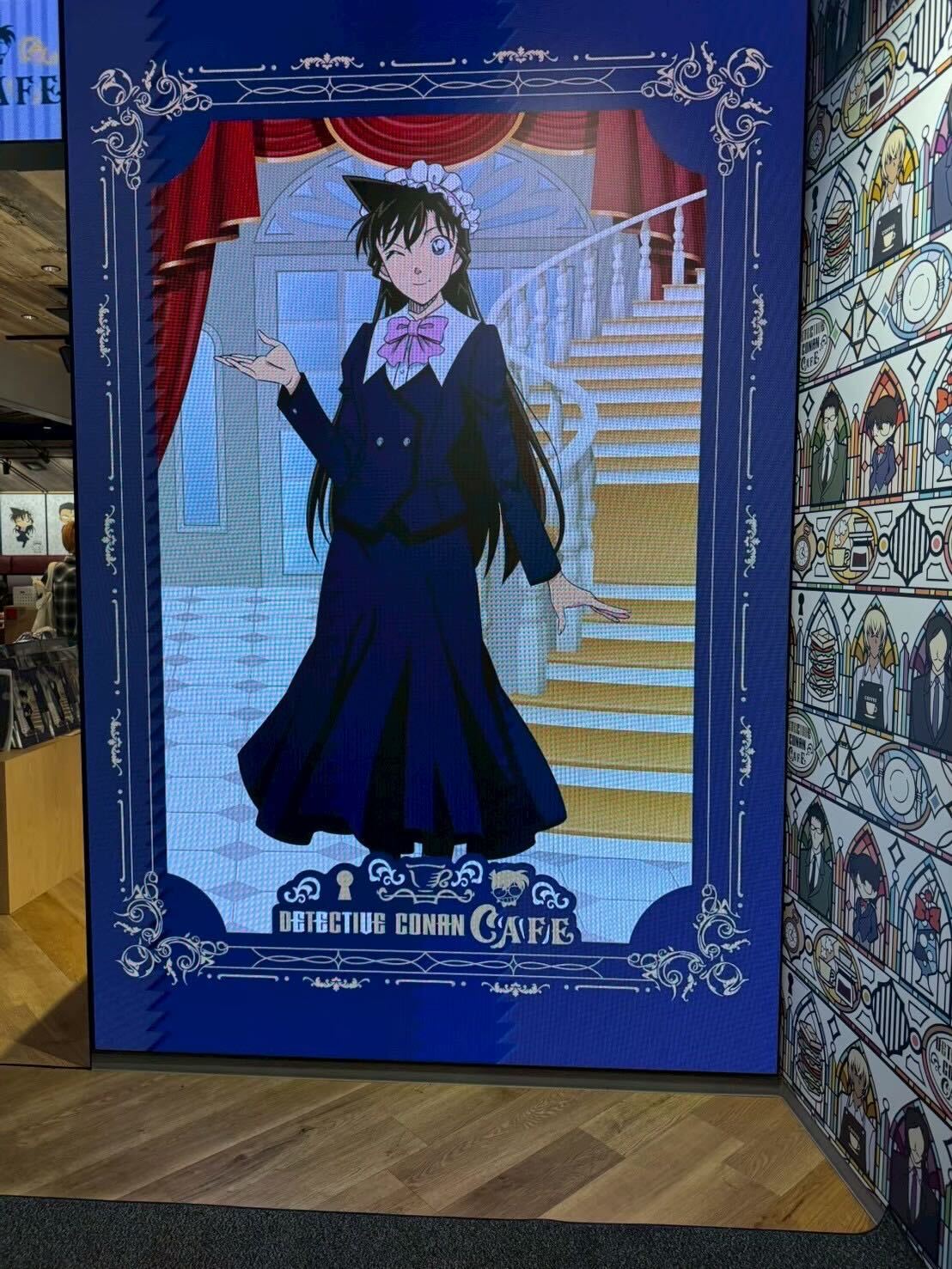名探偵コナンカフェ2025 メイド姿の蘭ちゃんパネル